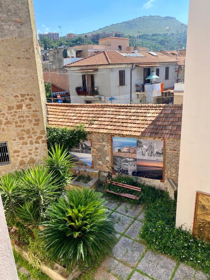 Happy Days Terracina Bed & Breakfast Eksteriør bilde